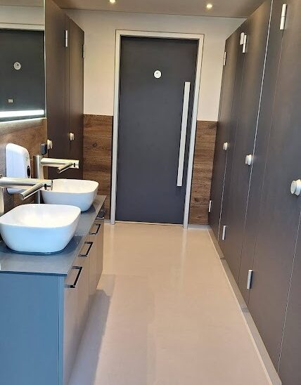 thumbnail_Badruimte Aarø Camping2