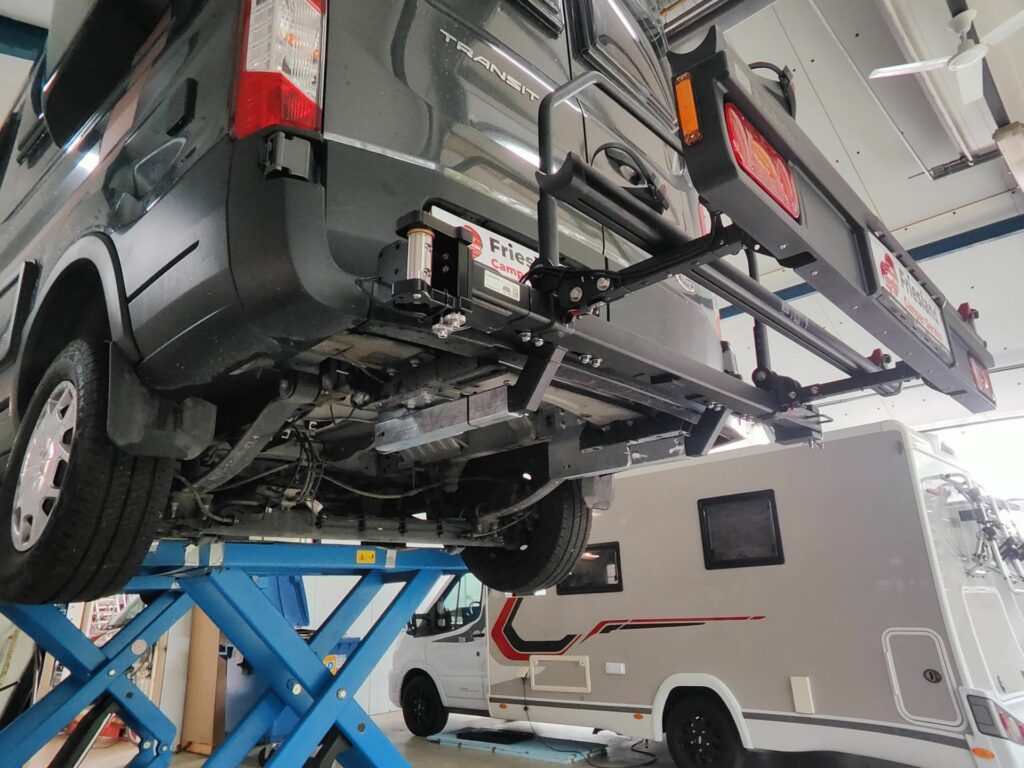 Busbiker installatie Ford